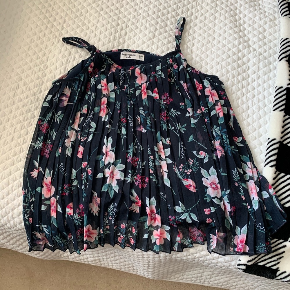 cute flowey tank top